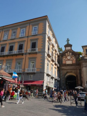 Piazza Dante 22 Apartment